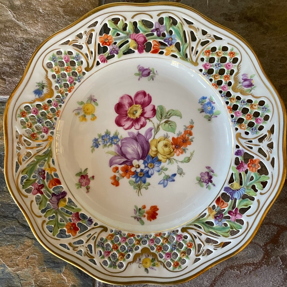 Vintage SCHUMANN Empress Dresden Reticulated 7 1/2" Salad Plate